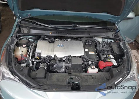 2017 Toyota Prius Four из США, поврежденный, VIN JTDKARFU3H3044900